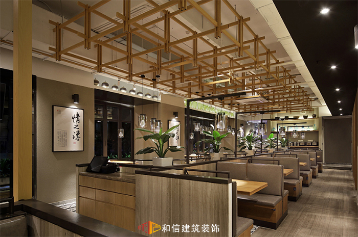 專業(yè)的成都餐廳裝修公司有哪些裝修技巧呢？